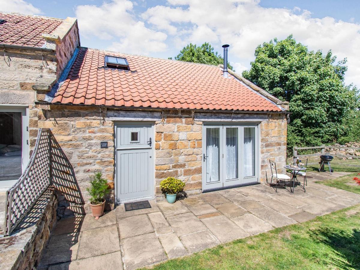 Cottage Anton Fylingdales Esterno foto